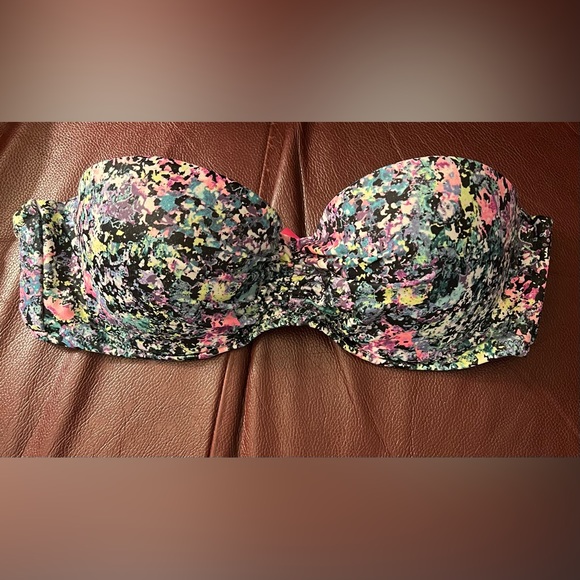 Victoria's Secret Other - Victoria’s Secret Graffiti Bikini Top